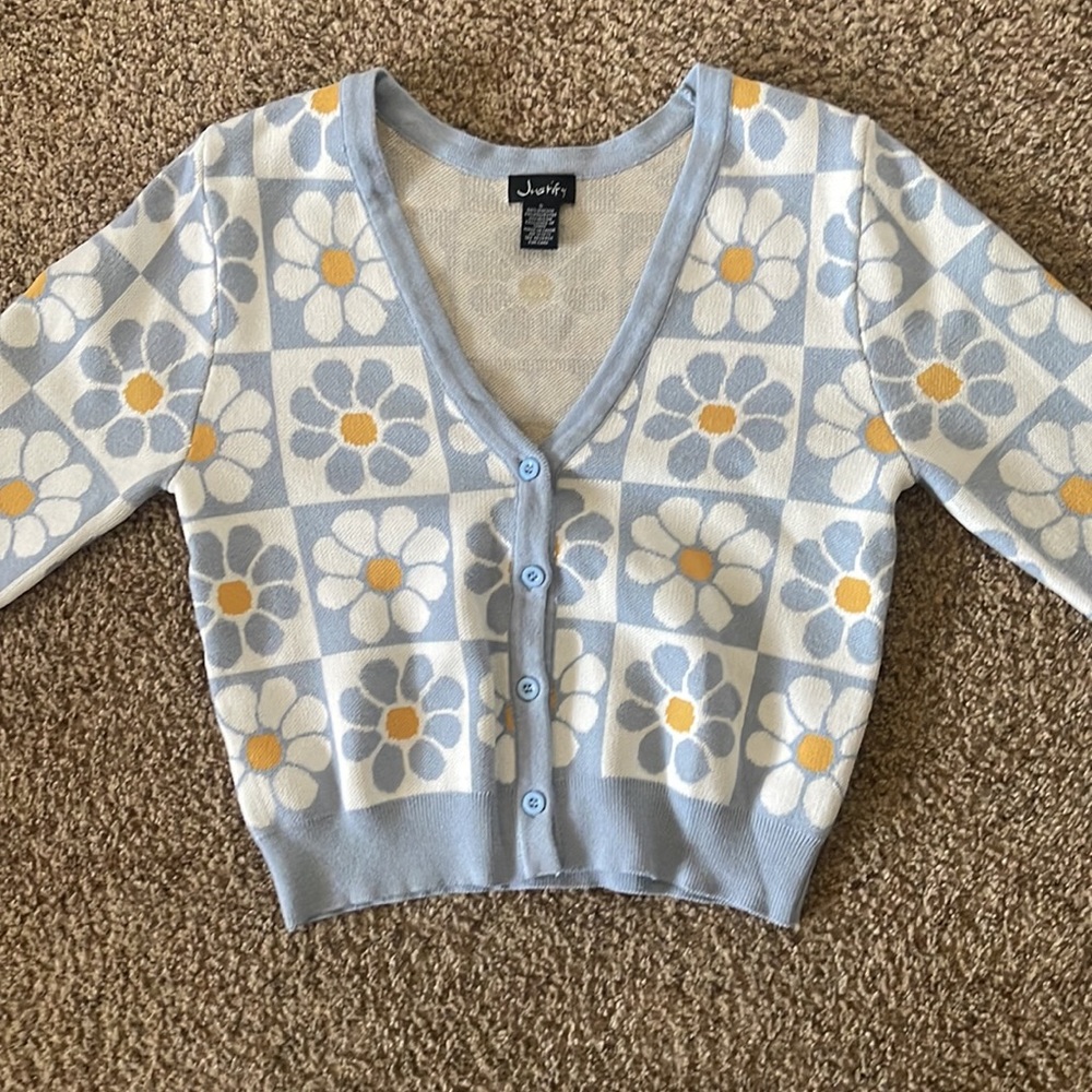 JUSTIFY Cropped Flower Daisy Cardigan Sweater Size S